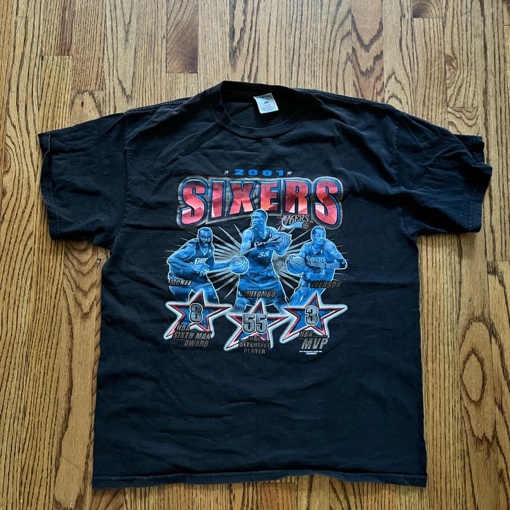 Vintage NBA Finals 2001 T-Shirt Philadelphia 76ers McKie Mutombo Iverson Size L